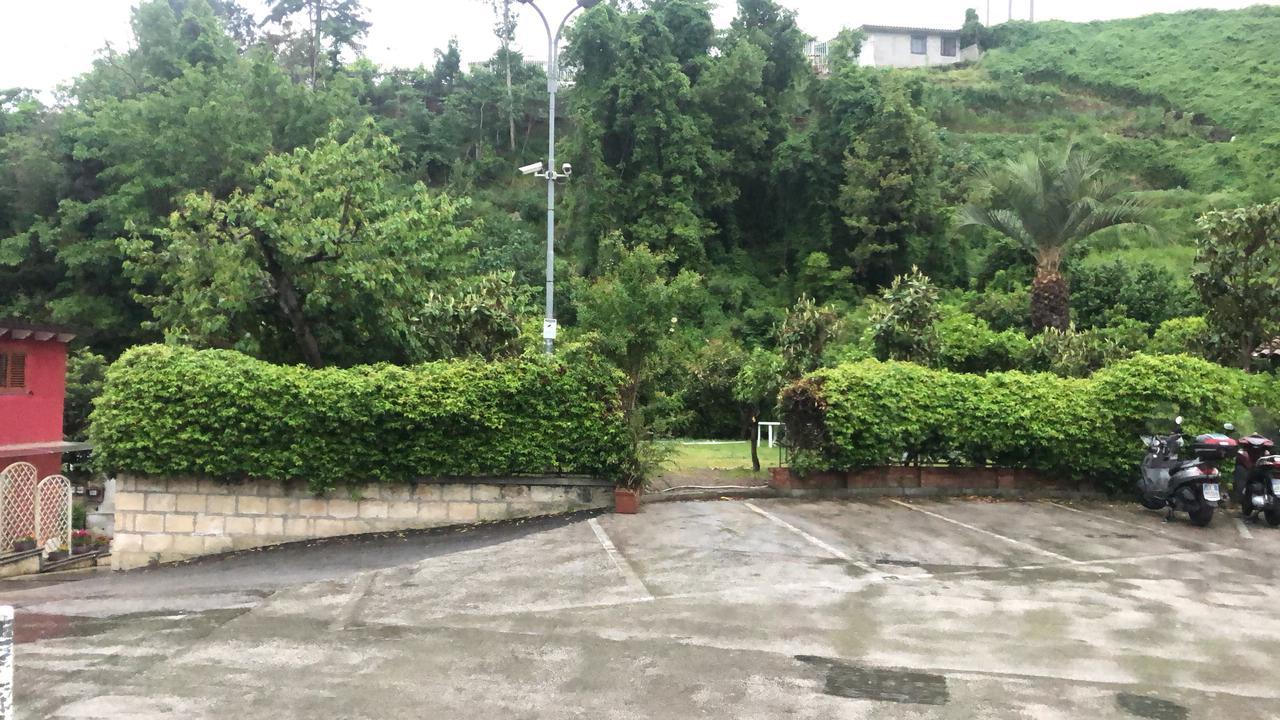 Giardino Eden B&B Νάπολη Εξωτερικό φωτογραφία